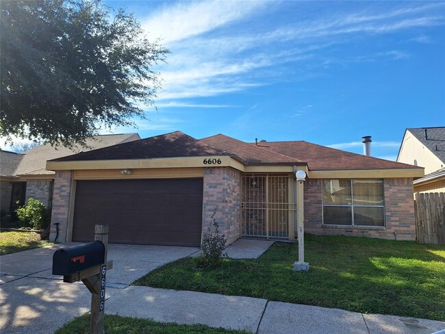 Photo - 6606 Briar Terrace Dr Casa