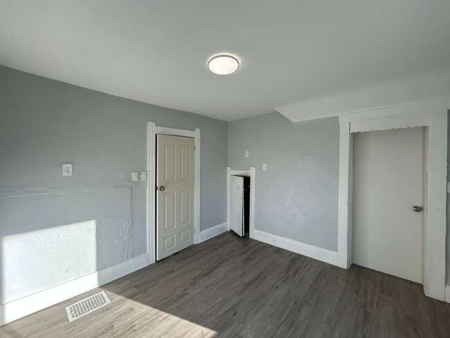 Photo - Spacious Corner-Lot Opportunity in Lorain!