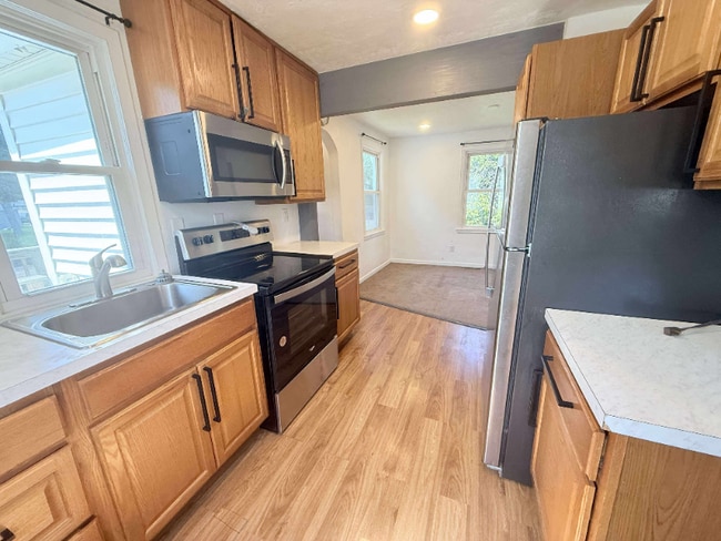 Building Photo - 502 S Holly Ave Rental