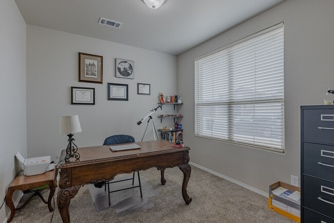 Photo - 1928 Ebbets Dr