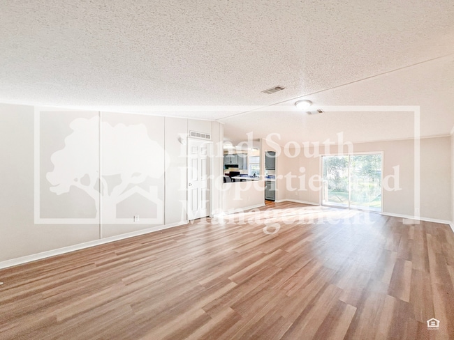 Photo - 5638 Cherry Tree Dr