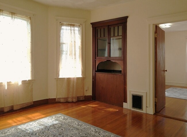 Building Photo - 3985 Washington St Unit 1