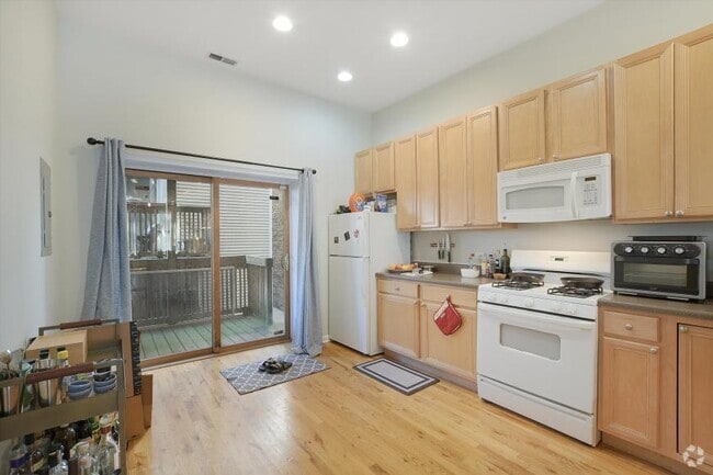 Building Photo - 2 bedroom in Chicago IL 60647 Unit 1F Rental