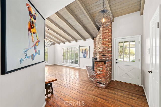 Photo - 389 Linda Vista Ave