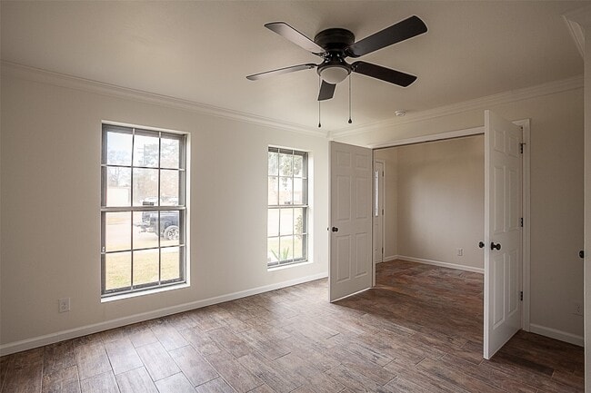 Photo - 6317 Ivanhoe Ln