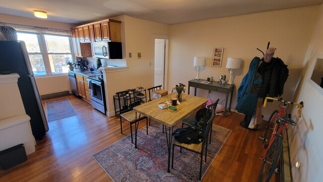 Photo - Davis Building