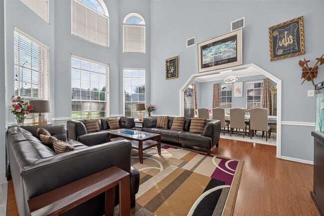 11930 Matagorda Ln