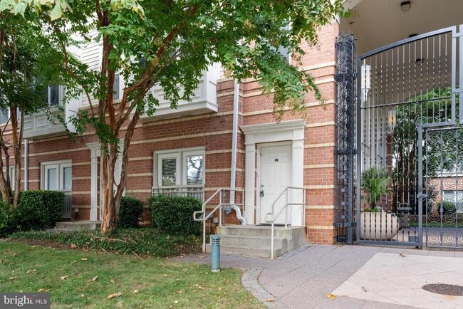Building Photo - 9490 Virginia Center Blvd Rental
