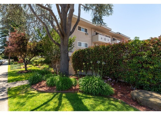 Bancroft Towers Apartments