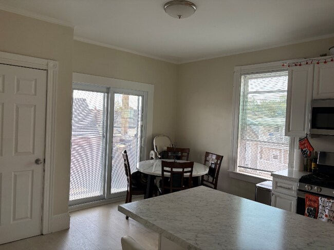 Photo - 10 Forest St Unidad 3