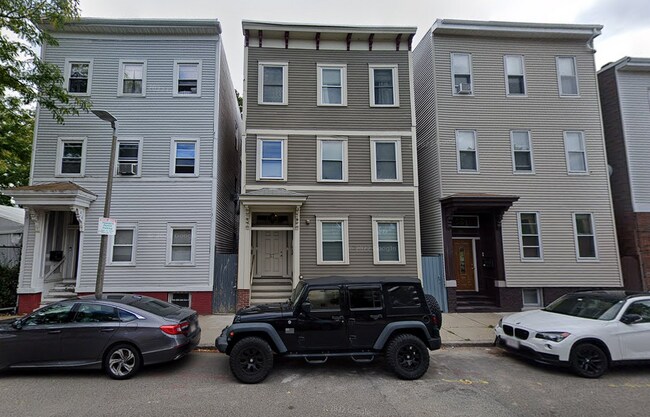 Building Photo - 53 W 7th St Unit 3 Rental