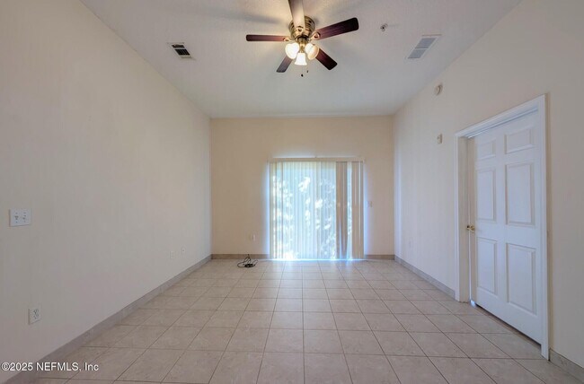 Photo - 9595 Amarante Cir Unit 8