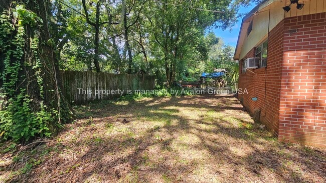 Photo - 630 Alder St