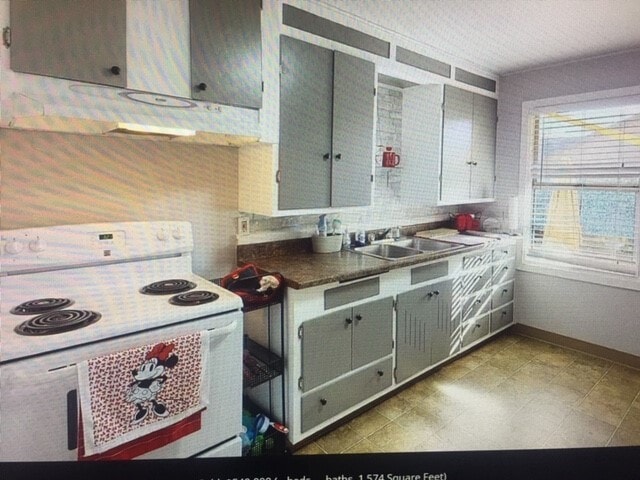 Photo - 1401 Spear Ave