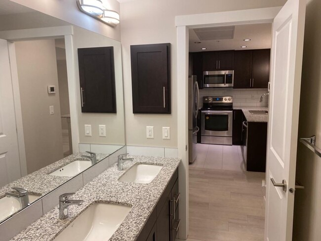 32 Varsity Estates Cir NW Unit 810