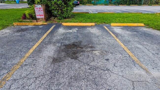 Photo - 2301 SE 4th St Unit 4