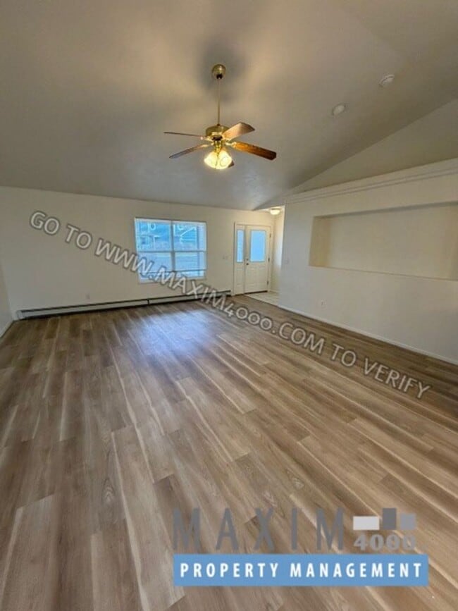 Photo - 210 W Sunset Dr