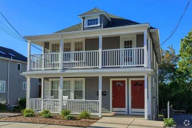 Building Photo - 148 Pleasant St Unit 2 Rental