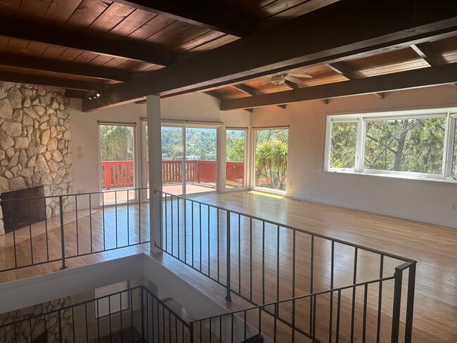 Photo - 18 Pepper Way