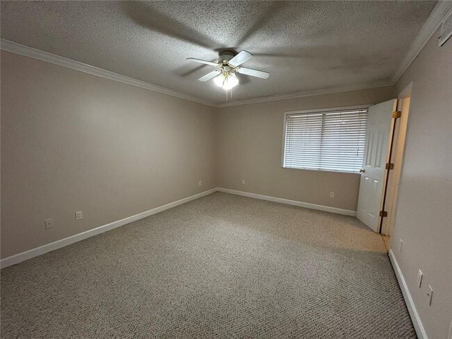 Photo - 1016 Wingate Way