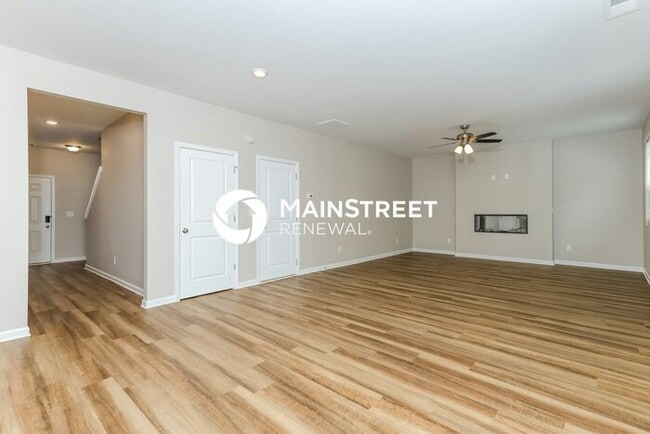4 Bedroom Pet-Friendly Home in Locust Grove, GA with Main Street Renewal