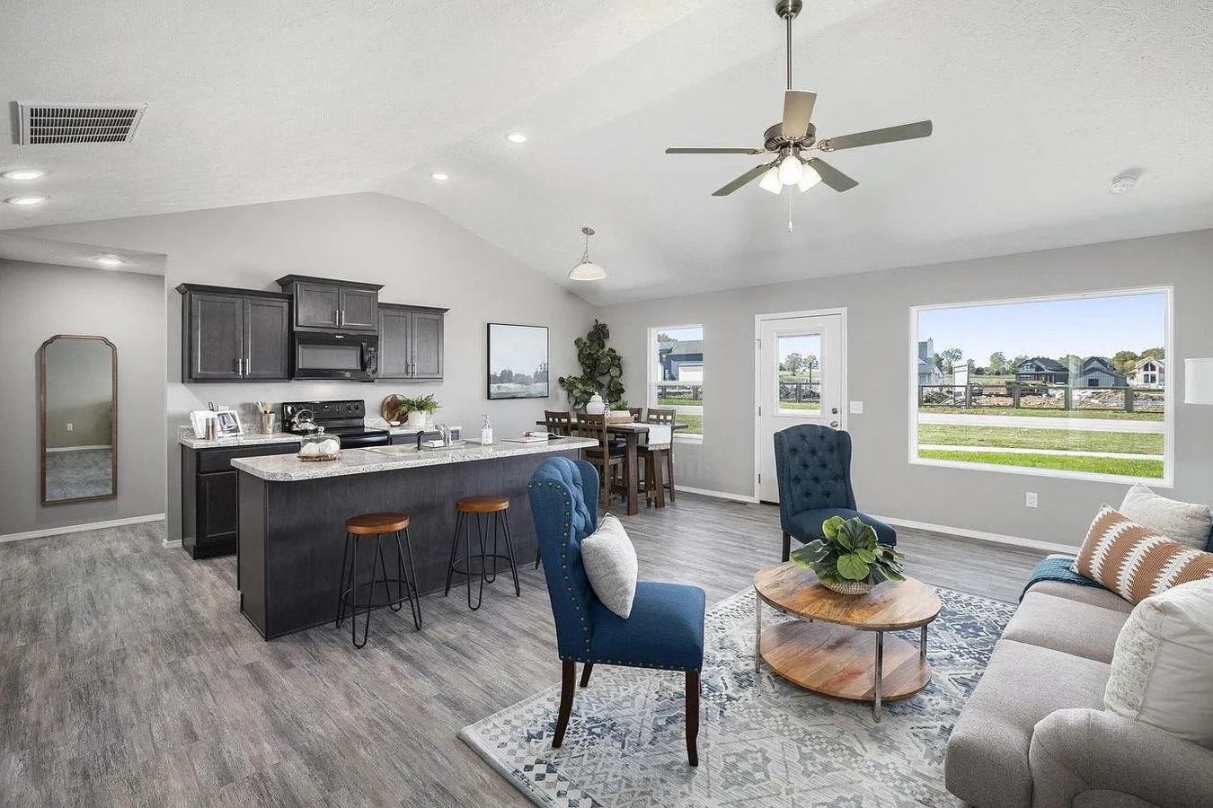 Photo - 987 S Calabria Ave