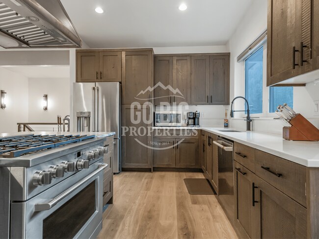 Photo - Luxury 5 Bedroom Single Family Home