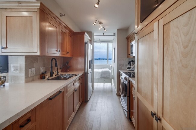 Photo - 1750 Avenida Del Mundo Unidad 402