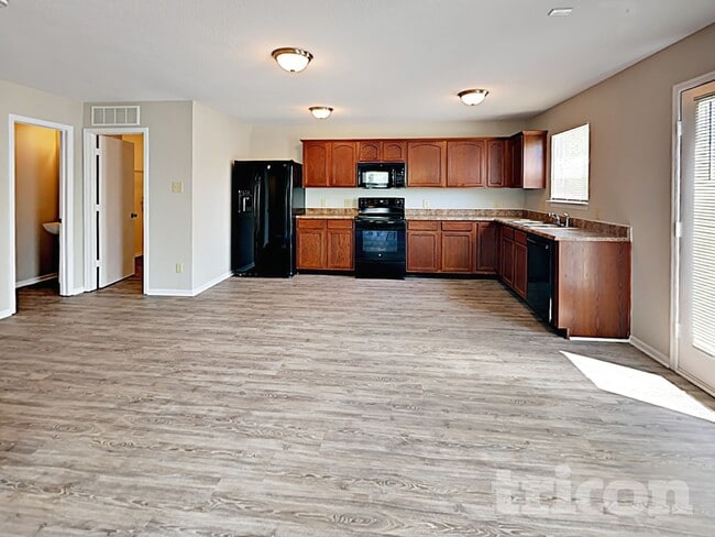 Photo - 10152 Golden Dr