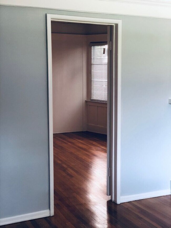 Photo - 11923-27 Venice Blvd