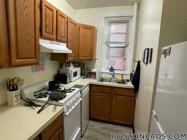 Photo - 463 Park Dr Unit 6