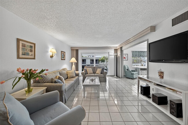 Photo - 6417 Bay Club Dr Unit 3