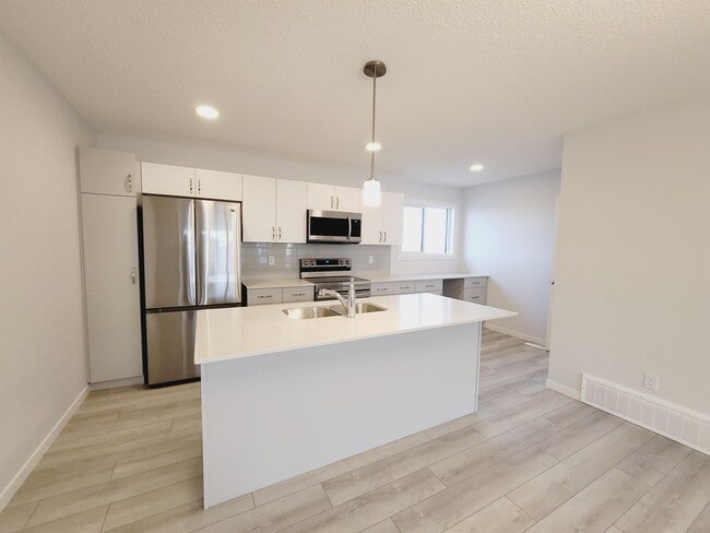 Photo - 1083 Cy Becker Rd NW