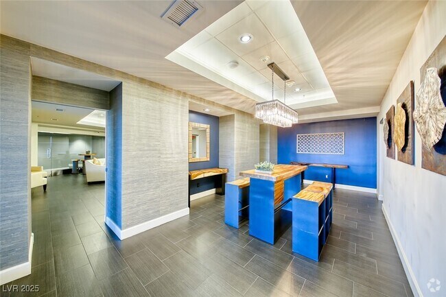 Building Photo - 200 W Sahara Ave Unit 507 Rental