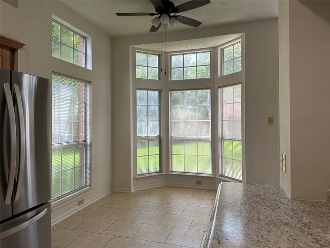 Photo - 14202 Misty Knoll Ct