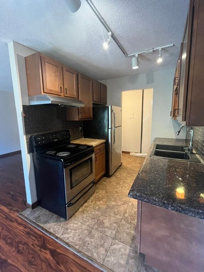 Photo - 2 Bedroom Unit in Hopkins Unit 1007-4