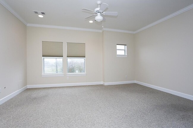 Building Photo - 3507 Mosley Ct Unit C