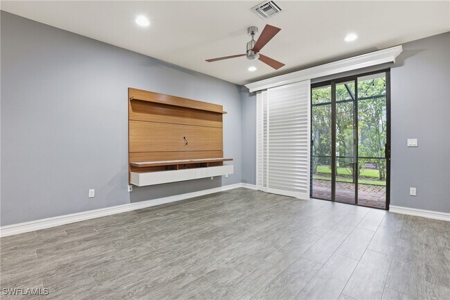 Photo - 7894 Bristol Cir