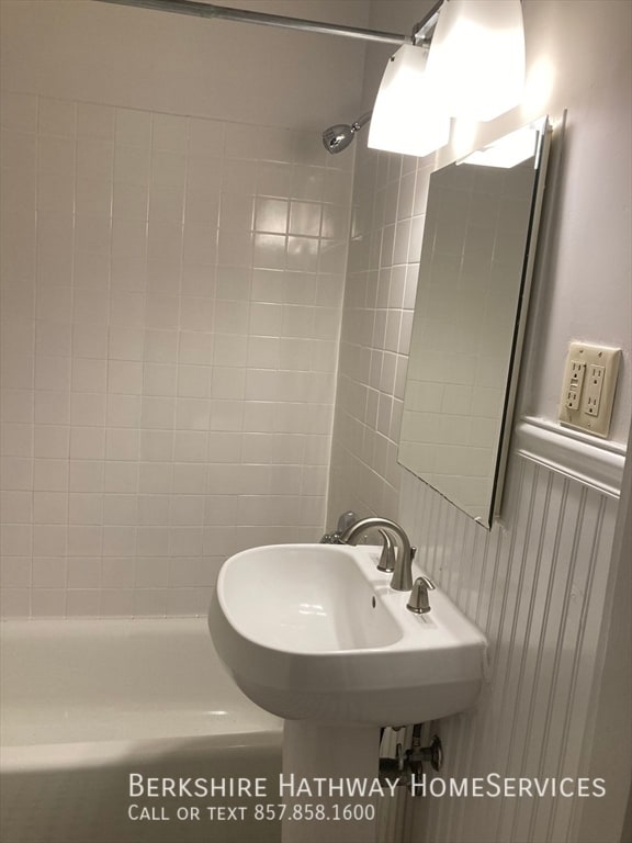 Photo - 14 Trowbridge St Unit 8