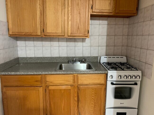 Photo - 5154 N Clark St Unit 202