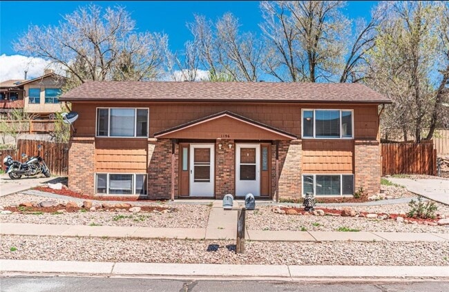 Photo - 1196 Magnolia St Unit B