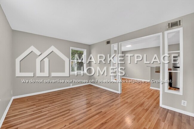 Photo - 427 Whispering Pines Dr