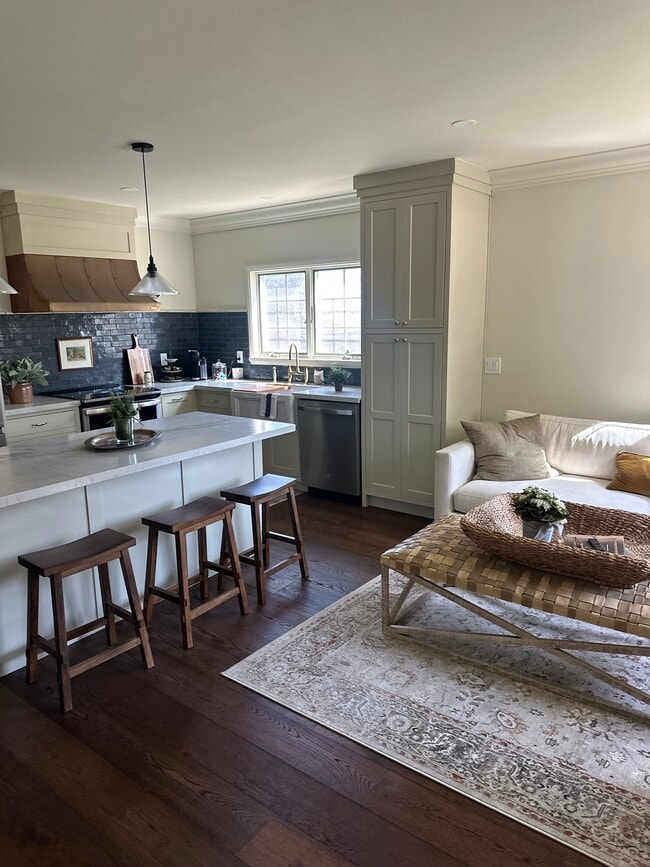 Photo - 4504 Live Oak Dr