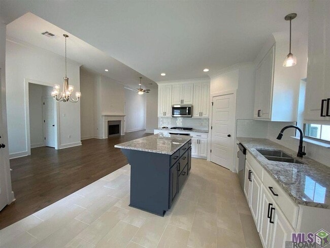 Photo - 30156 Sanctuary Blvd