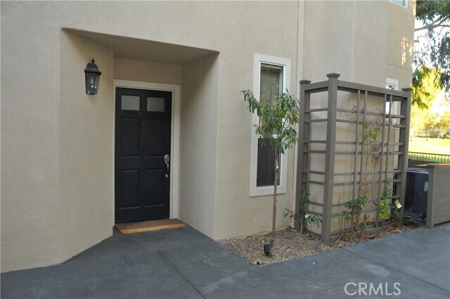 Photo - 24 Vía Helena