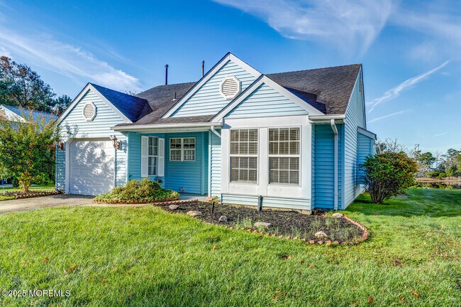 Photo - 405 Lexington Dr