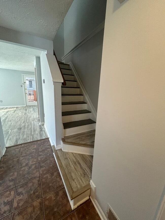 Photo - 3 Bedroom 1 1/2 bath townhome in Newark/Bear area