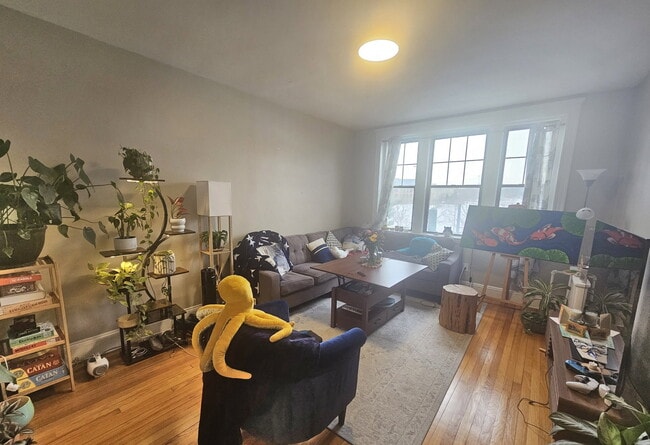 Photo - 370 Chestnut Hill Ave Unit 35