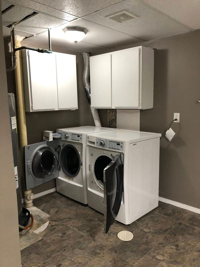 Photo - Lovely, Updated Townhome for Rent