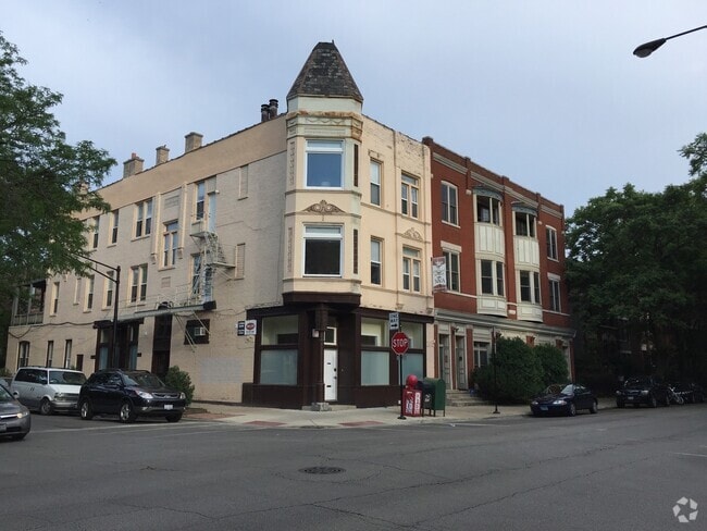 Building Photo - 1155 W Dickens Ave Unit 3E Rental